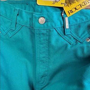 Various colors and sizes. The more you buy, the cheaper the mixed bundles.